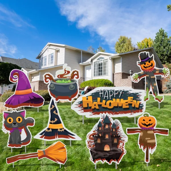 Halloween Scarecrow Yard Props 1