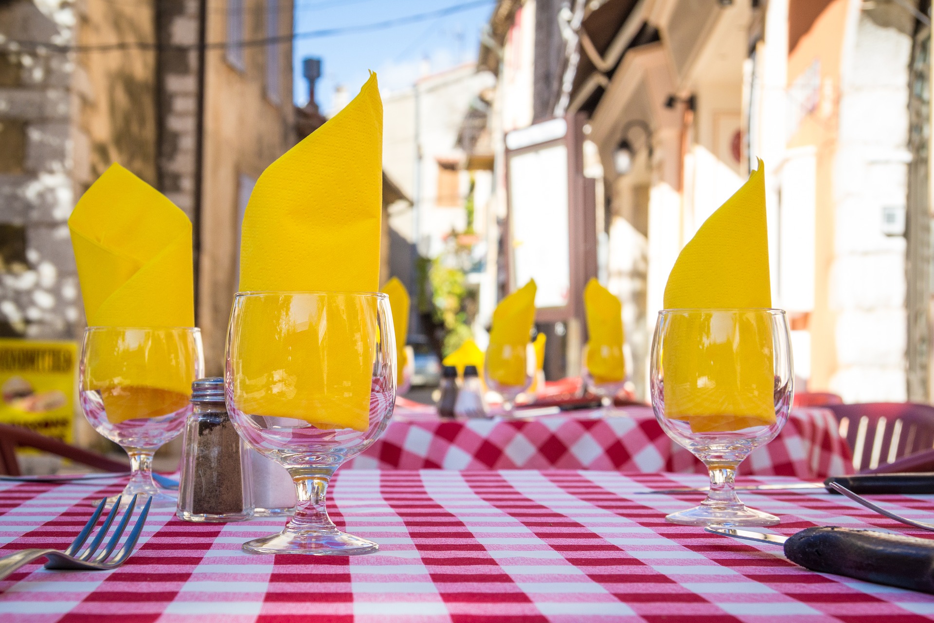 Tablecloths Same Day - samedayrushprinting.com