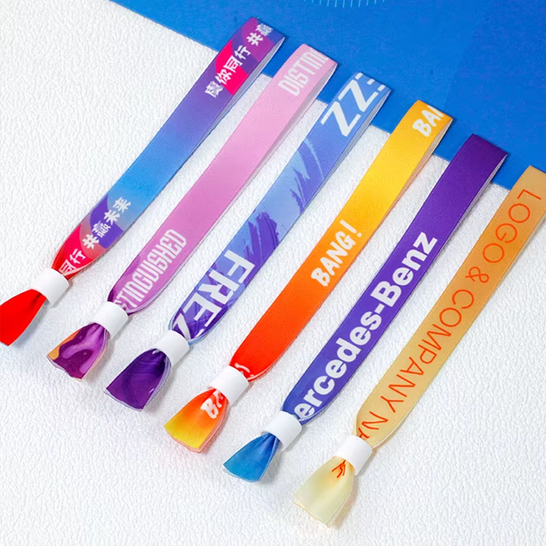 Cloth_Wristbands_2