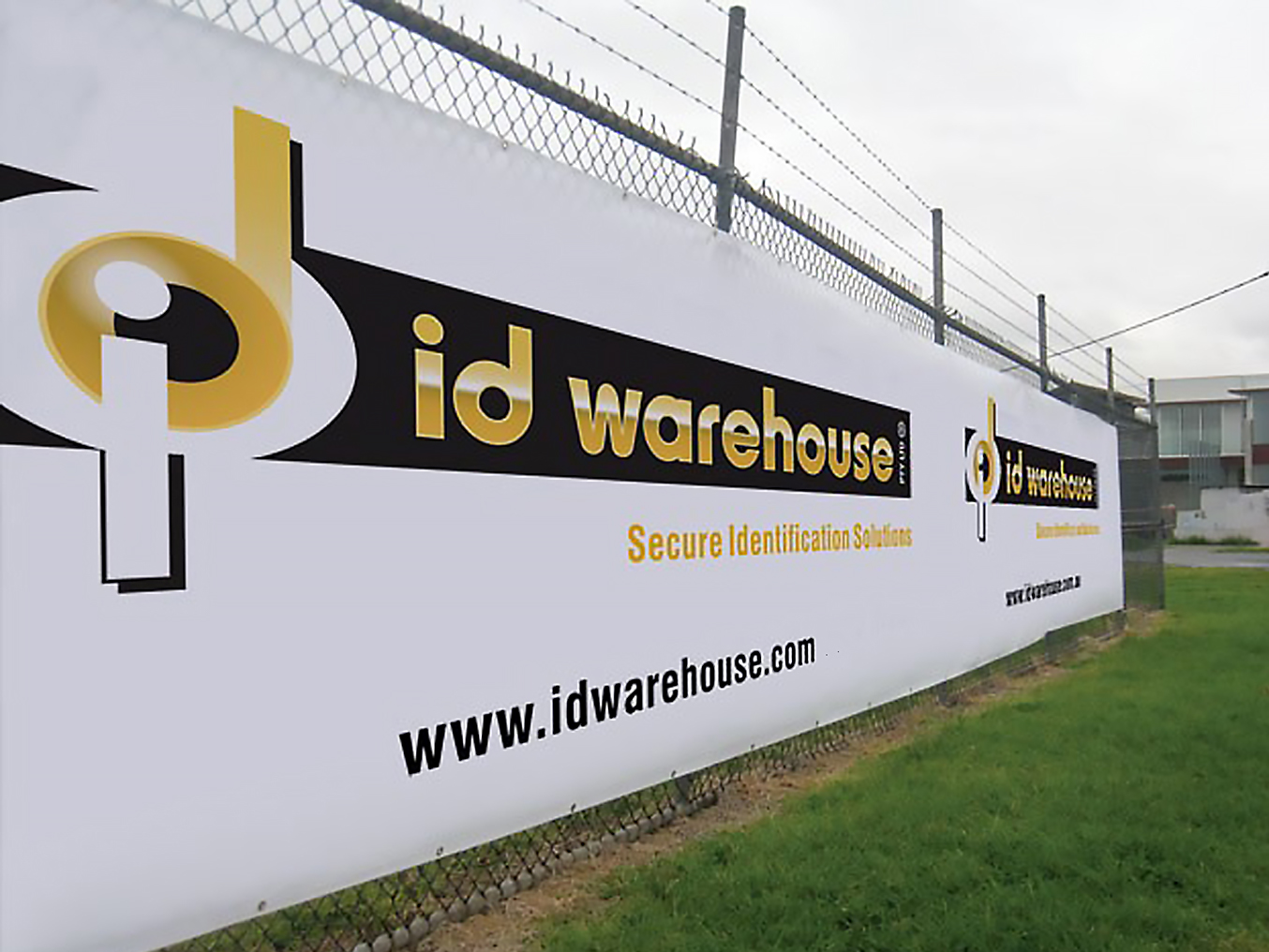 18oz Banner 3