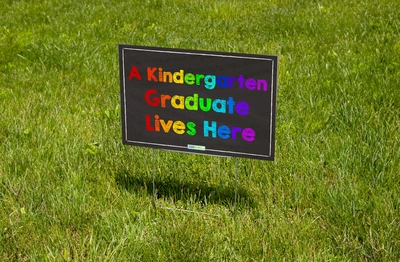 Kindergarten Graduate Lawn Sign (Stake Included)